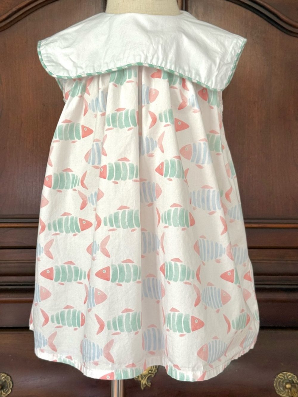 Stitchy Fish' White Fish Print Dress 24M Coastal Dress
